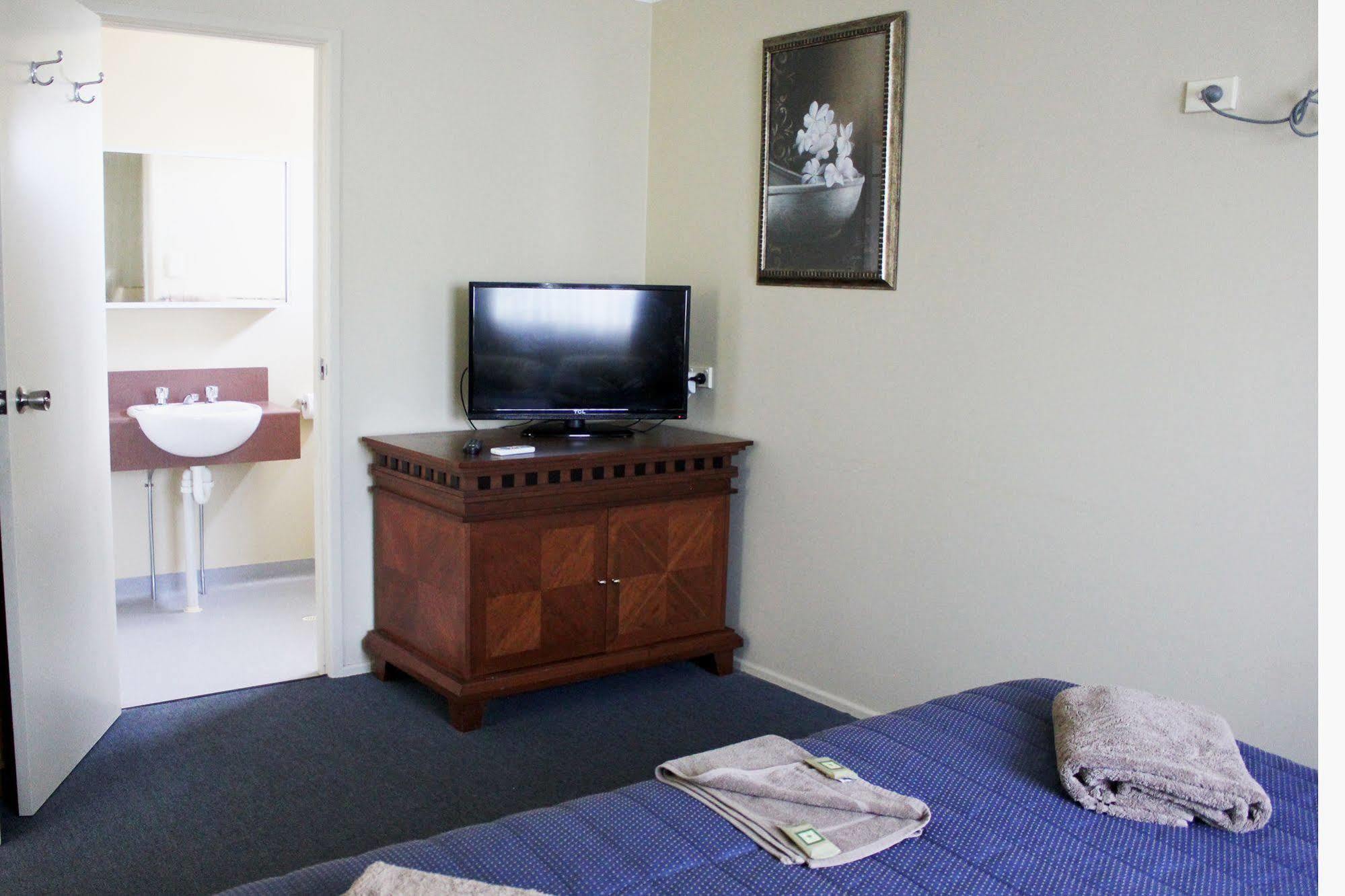 Australian Motor Home Tourist Park Twelve Mile Creek Karuah Ngoại thất bức ảnh